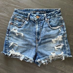Women's Distressed Denim Shorts - American Eagle
Striped 6